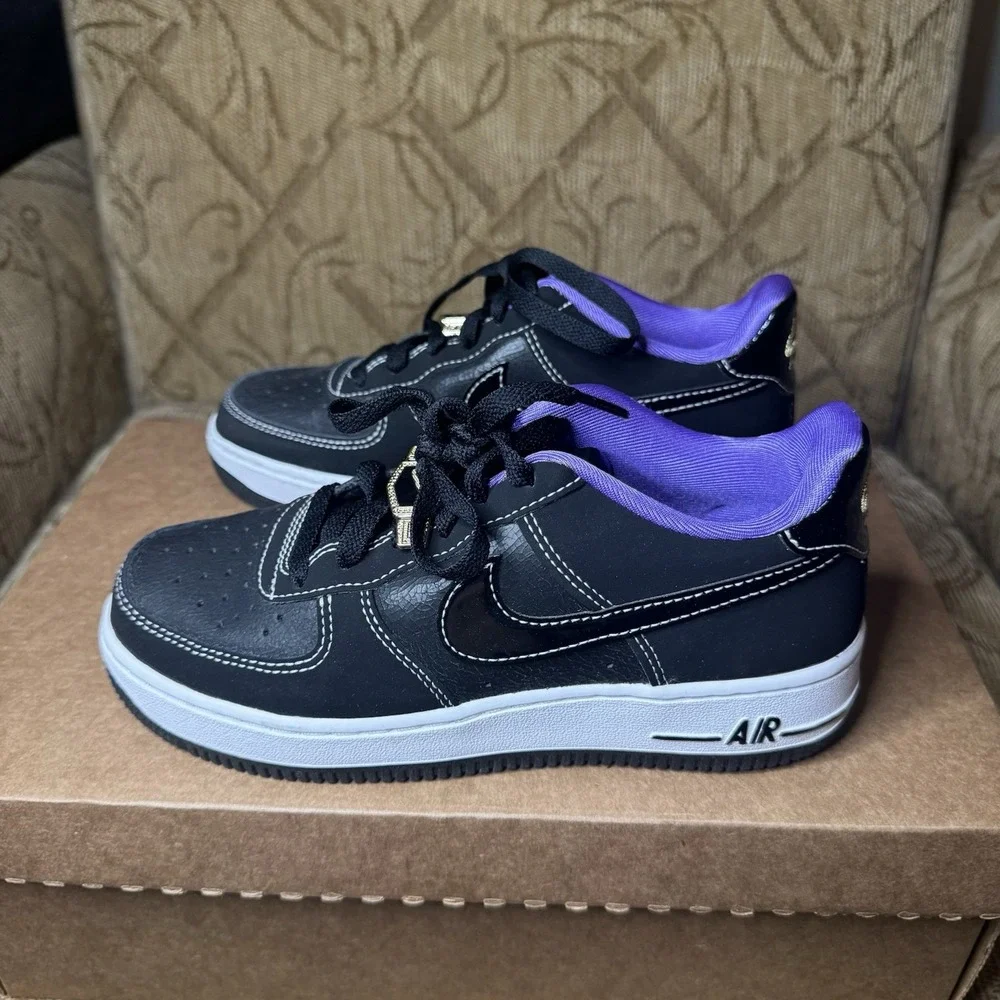 Nike Air Force 1 Low '07 LV8 GS 'World Champ' DQ0300-001 GS Size‎ 3.5Y